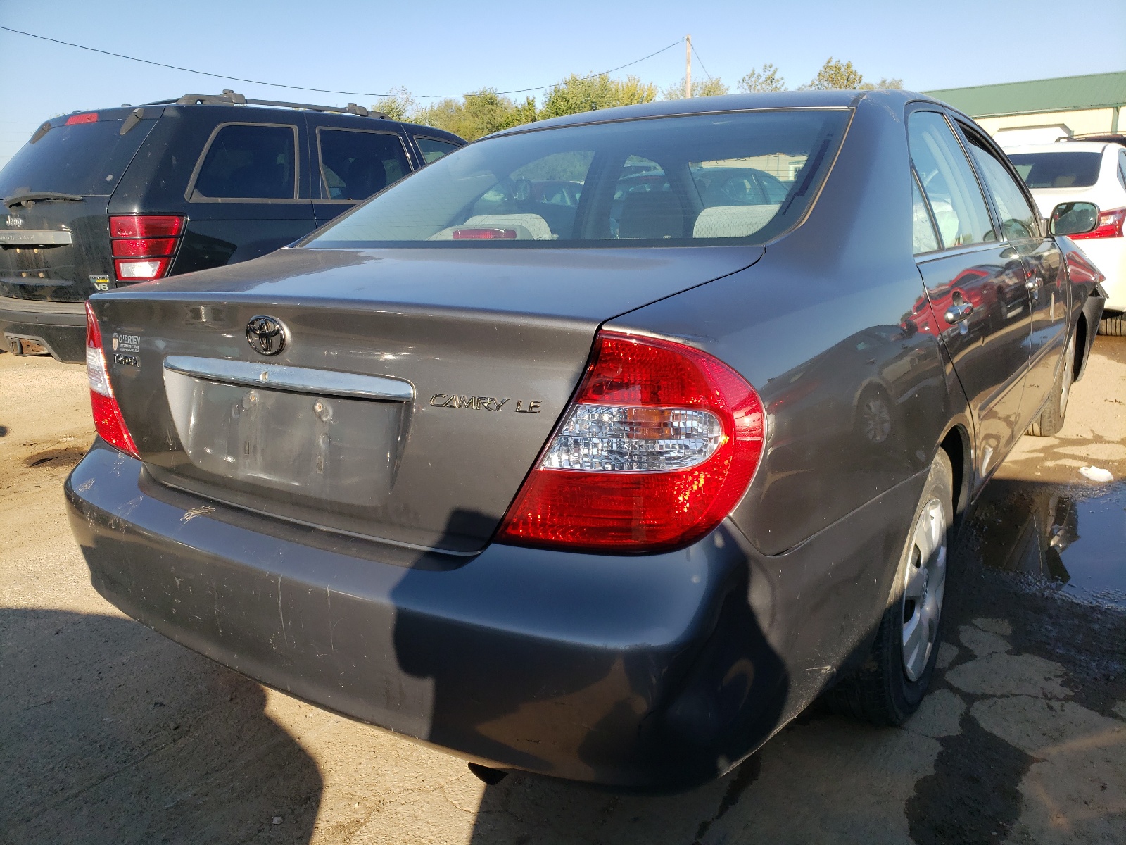 Photo 4 from auction – 2003 TOYOTA CAMRY LE with VIN 4T1BE32KX3U732624