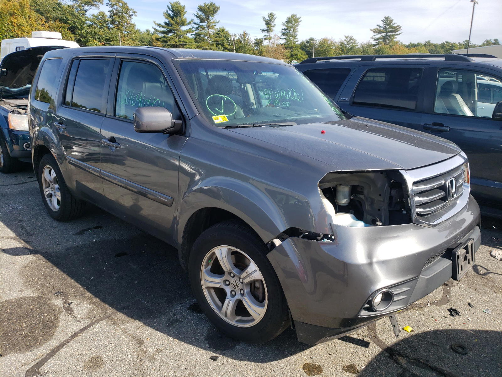 Photo 14 from auction – 2012 HONDA PILOT with VIN 5FNYF4H54CB074567