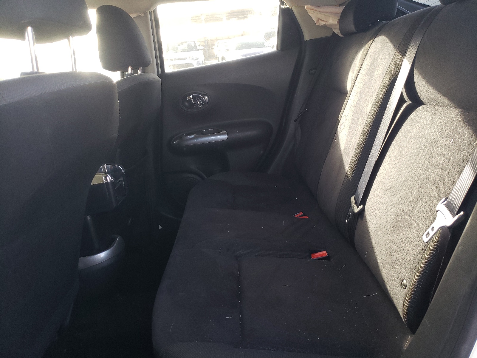 Photo 6 from auction – 2013 NISSAN JUKE S with VIN JN8AF5MR0DT215301