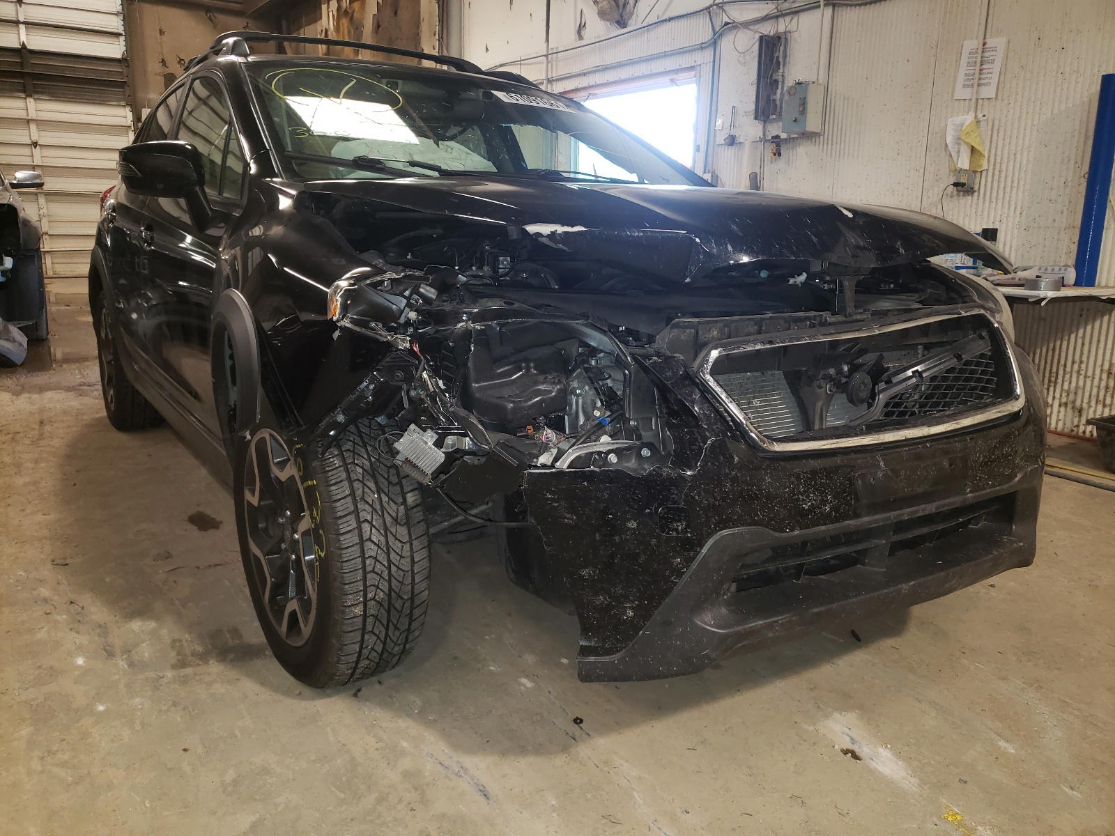 Photo 9 from auction – 2017 SUBARU CROSSTREK with VIN JF2GPANC4H8269233