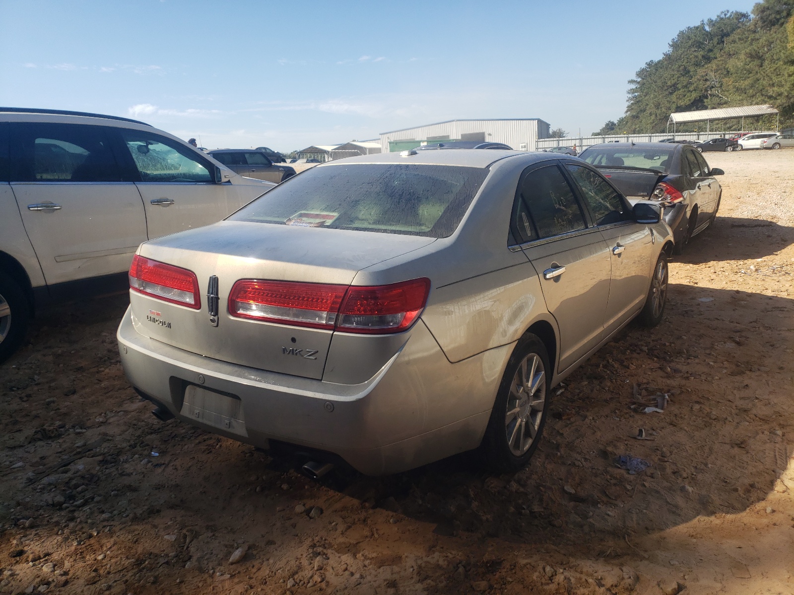 Photo 4 from auction – 2010 LINCOLN MKZ with VIN 3LNHL2GC6AR752448