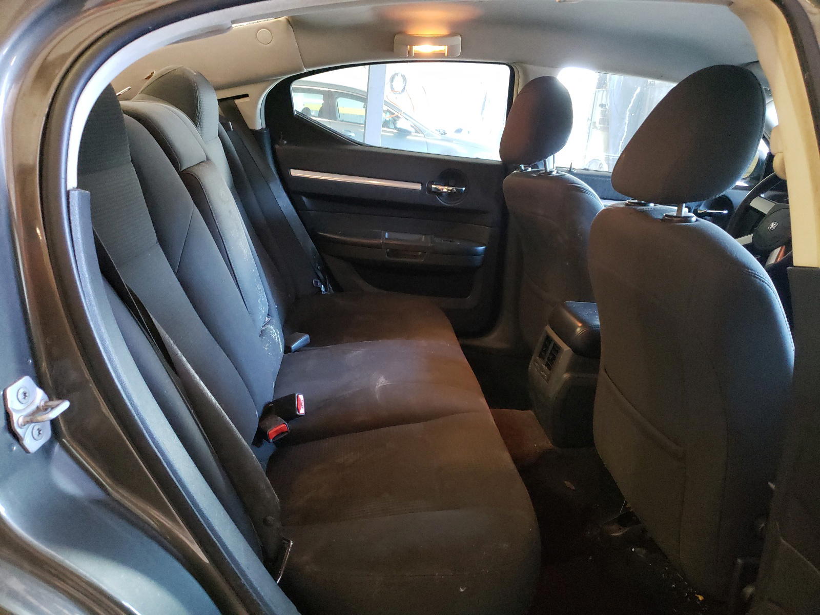 Photo 6 from auction – 2010 DODGE CHARGER with VIN 2B3CA3CV0AH227089