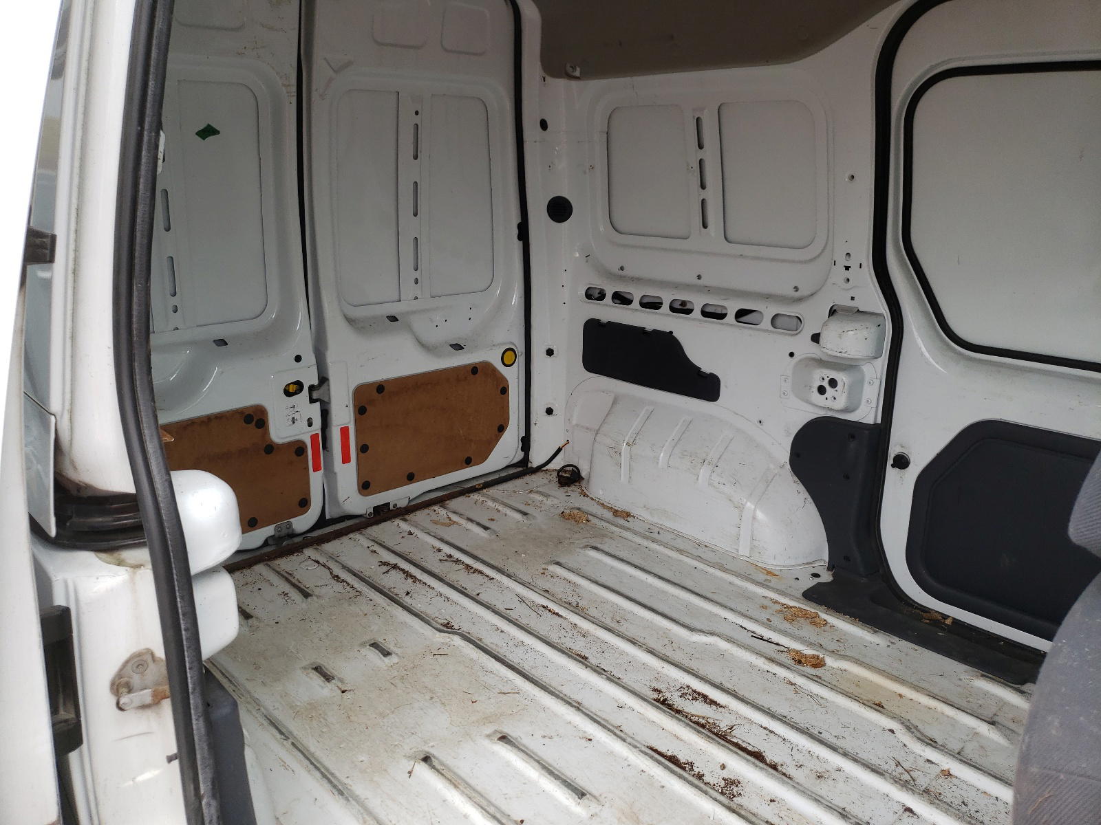 Photo 6 from auction – 2012 FORD TRANSIT CO with VIN NM0LS7BN5CT097477