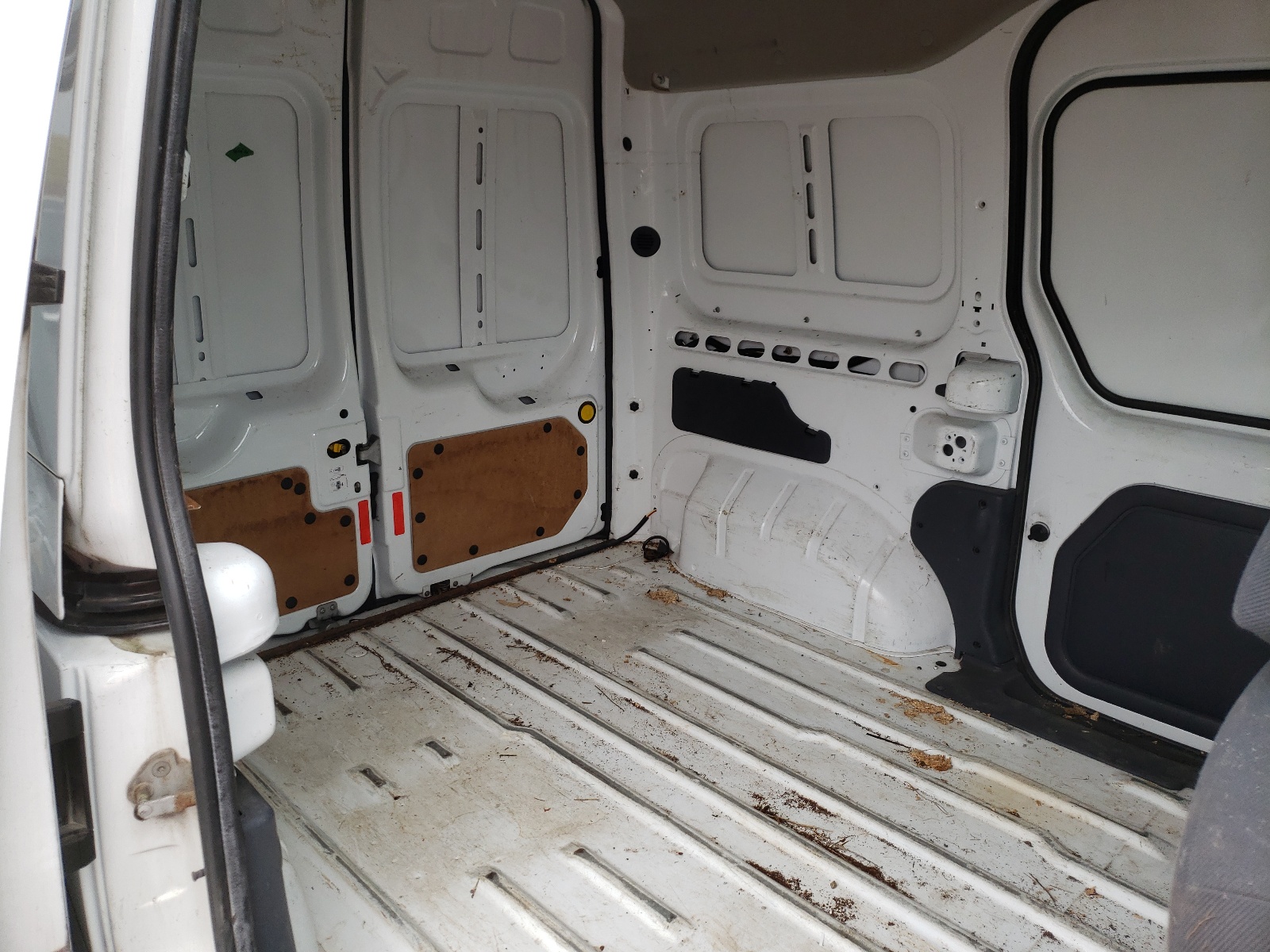 Фото 6 с аукциона – 2012 FORD TRANSIT CO с VIN NM0LS7BN5CT097477