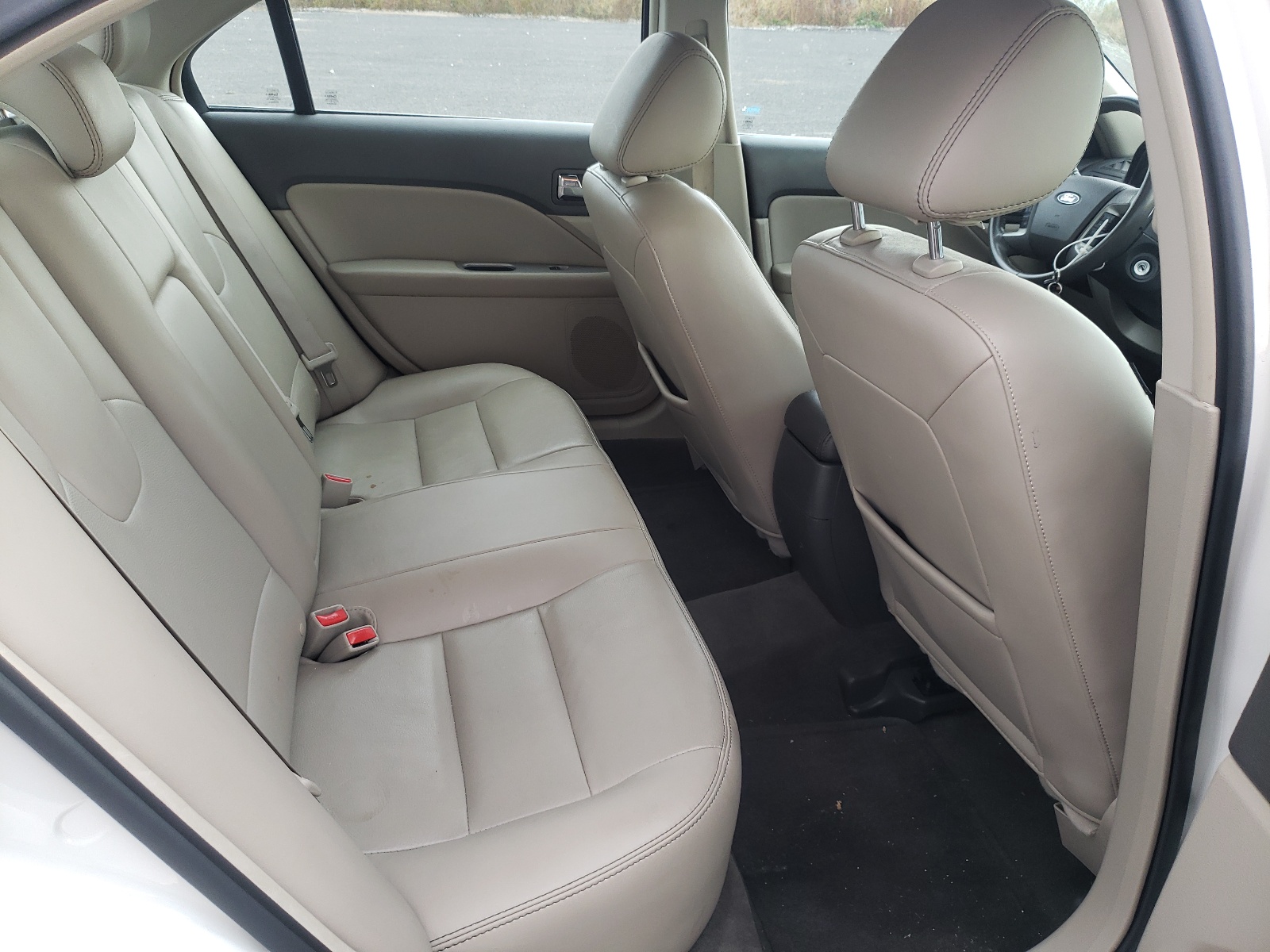 Photo 6 from auction – 2011 FORD FUSION SEL with VIN 3FAHP0JG1BR143347