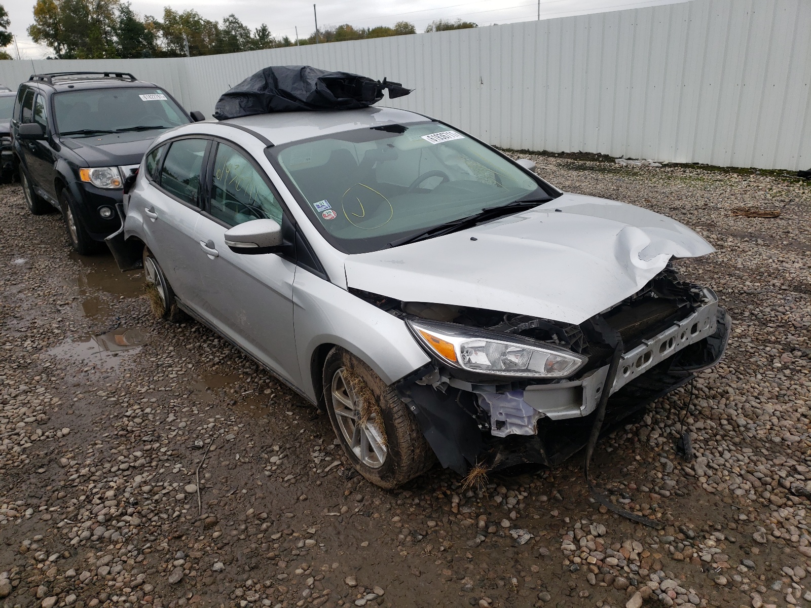 FORD FOCUS SE 2018 z numerem VIN 1FADP3K22JL258605 - Zdjęcie z aukcji