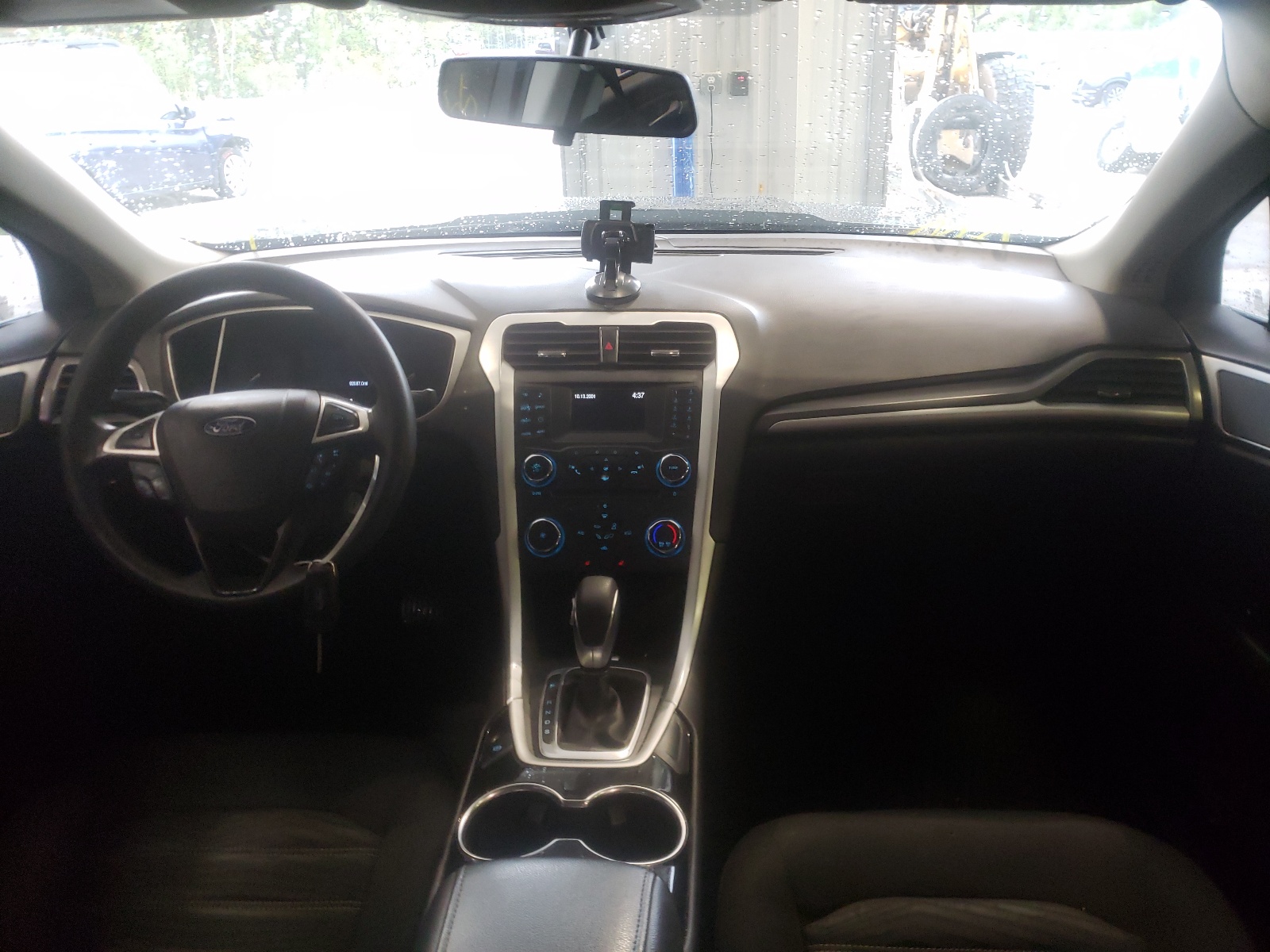 Photo 9 from auction – 2016 FORD FUSION SE with VIN 1FA6P0HDXG5124440