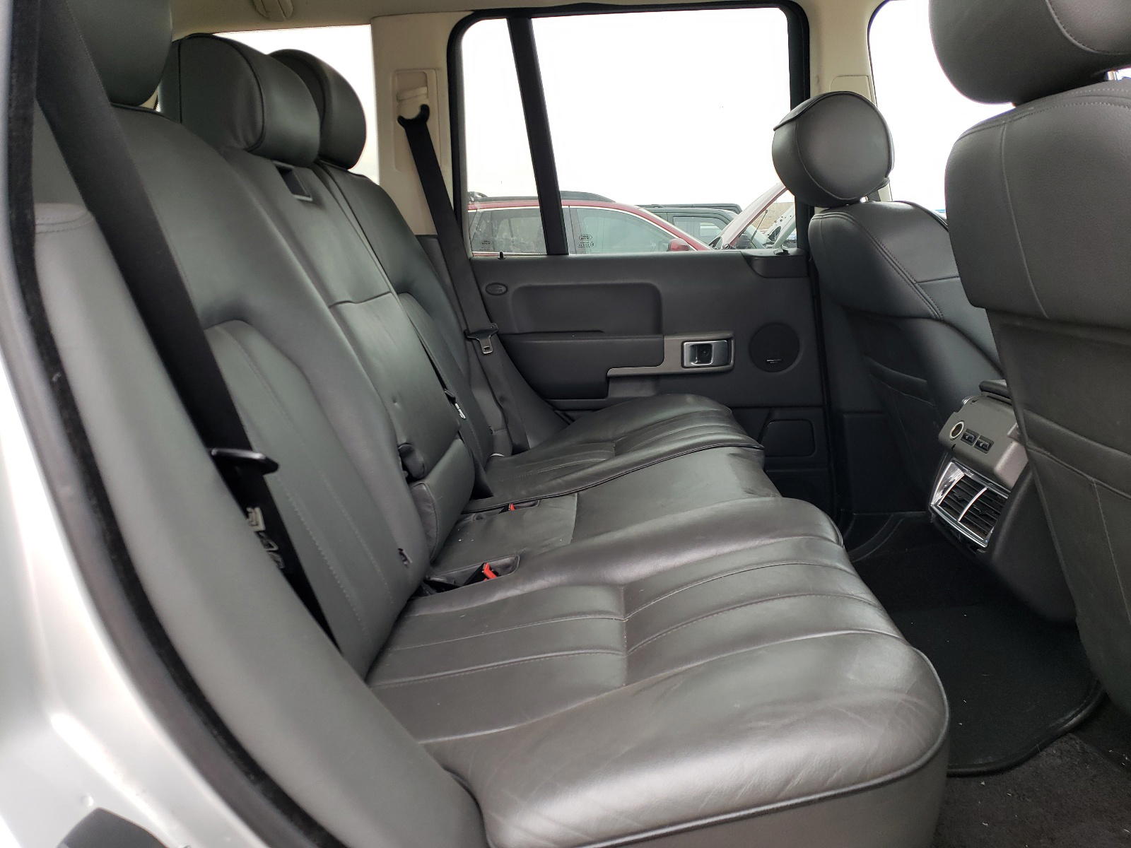 Photo 6 from auction – 2003 LAND ROVER RANGE ROVE with VIN SALME11443A117940