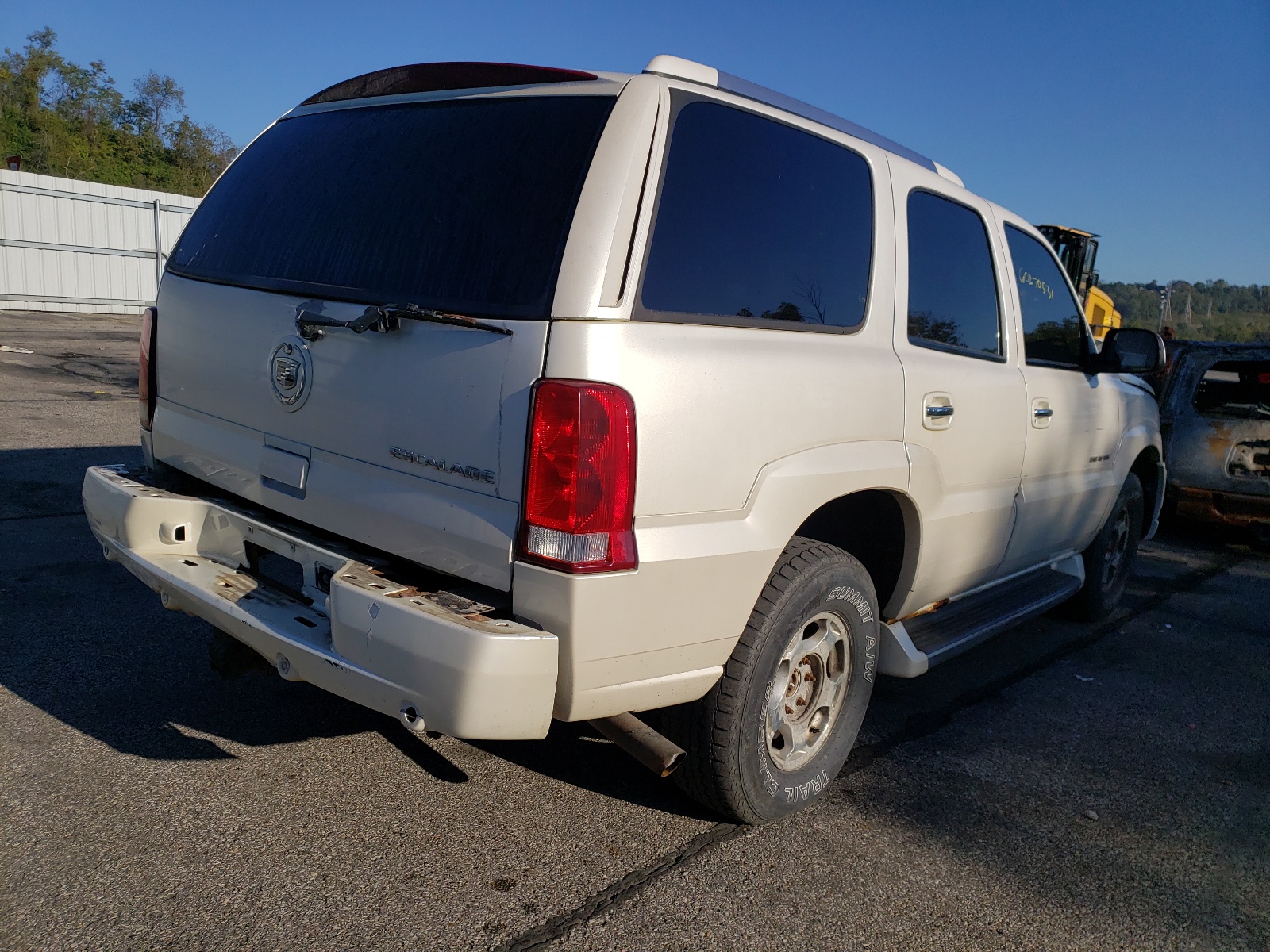 Photo 4 from auction – 2003 CADILLAC ESCALADE L with VIN 1GYEK63N13R289958