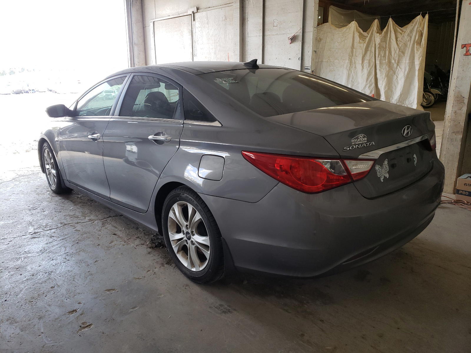 Photo 3 from auction – 2012 HYUNDAI SONATA SE with VIN 5NPEC4AC9CH388835