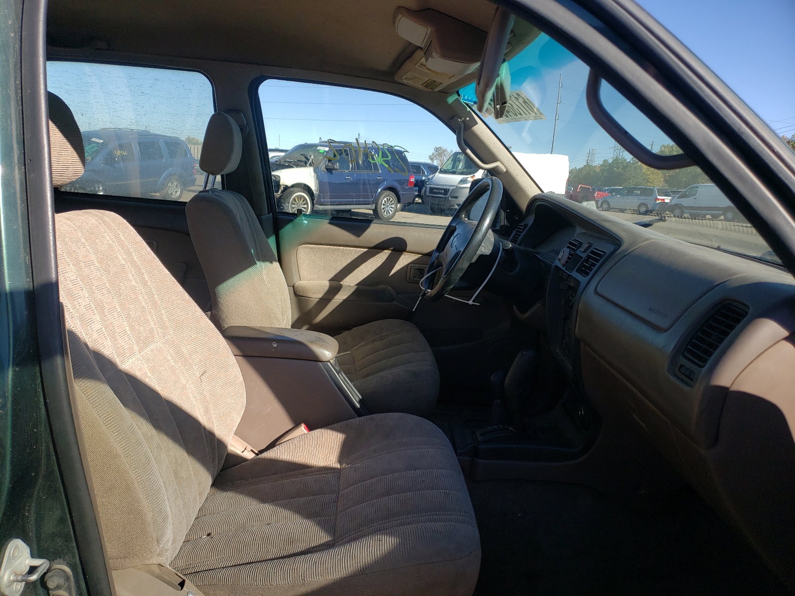 Photo 5 from auction – 1999 TOYOTA 4RUNNER SR with VIN JT3HM84R7X0031310