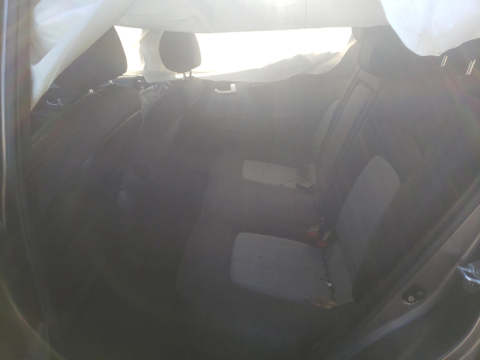 Photo 6 from auction – 2011 KIA SPORTAGE E with VIN KNDPC3A23B7104208