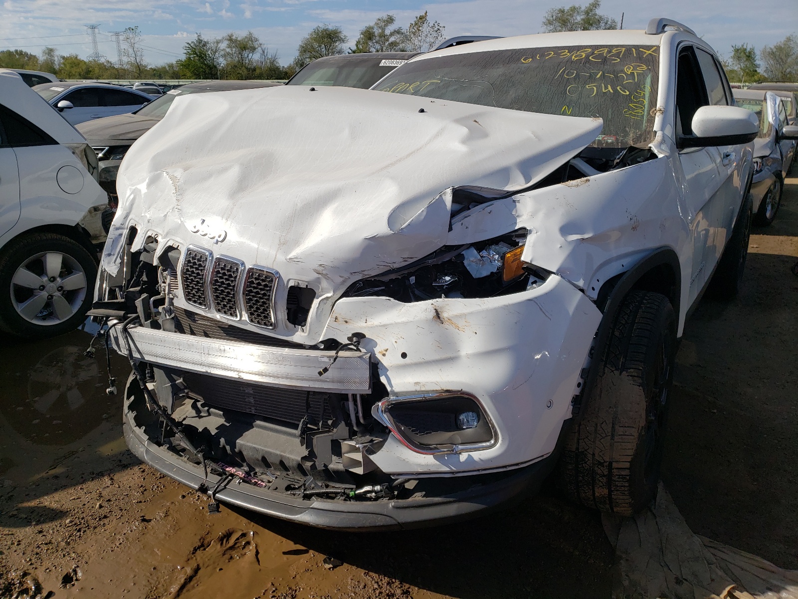 Photo 2 from auction – 2019 JEEP CHEROKEE L with VIN 1C4PJMDN2KD180540