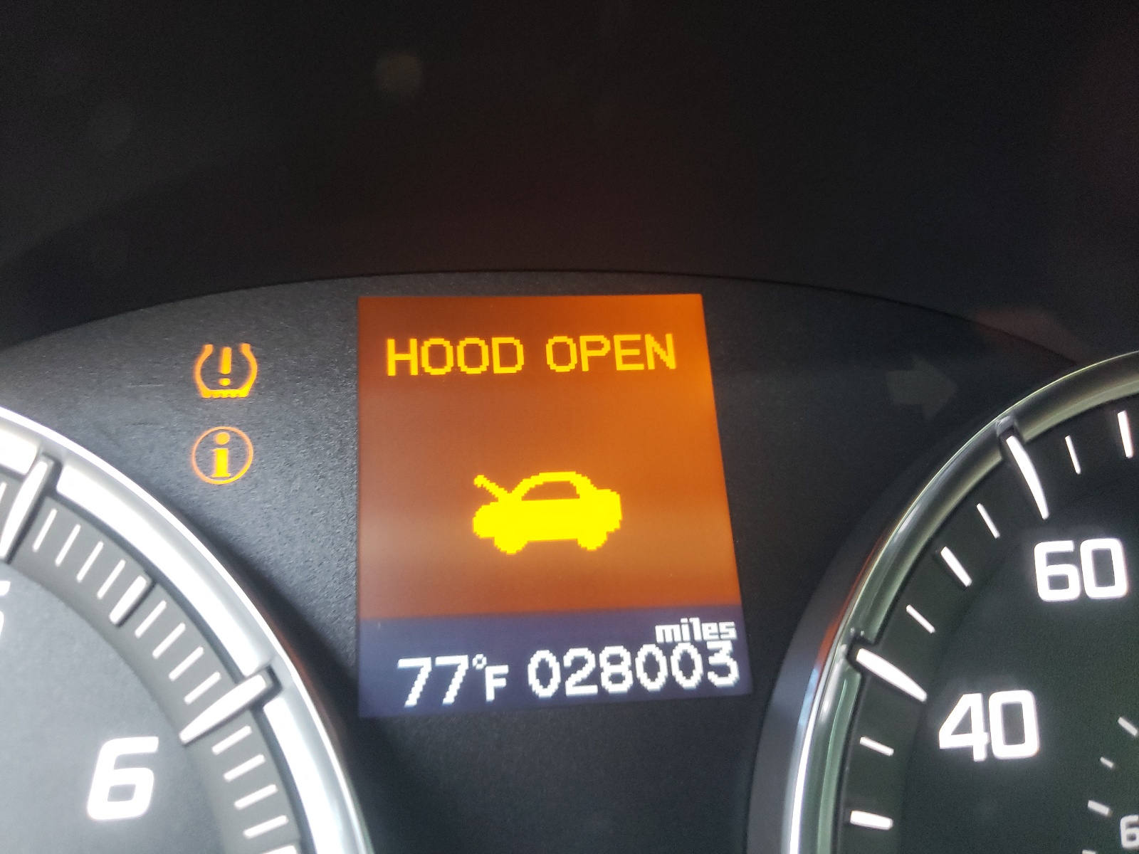 Photo 8 from auction – 2017 ACURA TLX with VIN 19UUB1F32HA010961