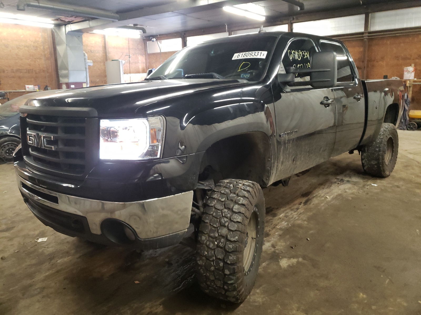 Photo 2 from auction – 2009 GMC SIERRA K25 with VIN 1GTHK63629F119937