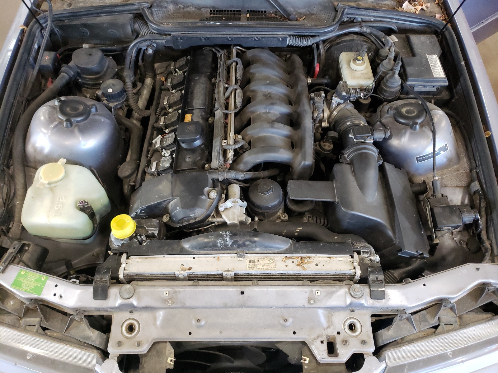 Photo 7 from auction – 1997 BMW 328 IC AUT with VIN WBABK8327VET97972