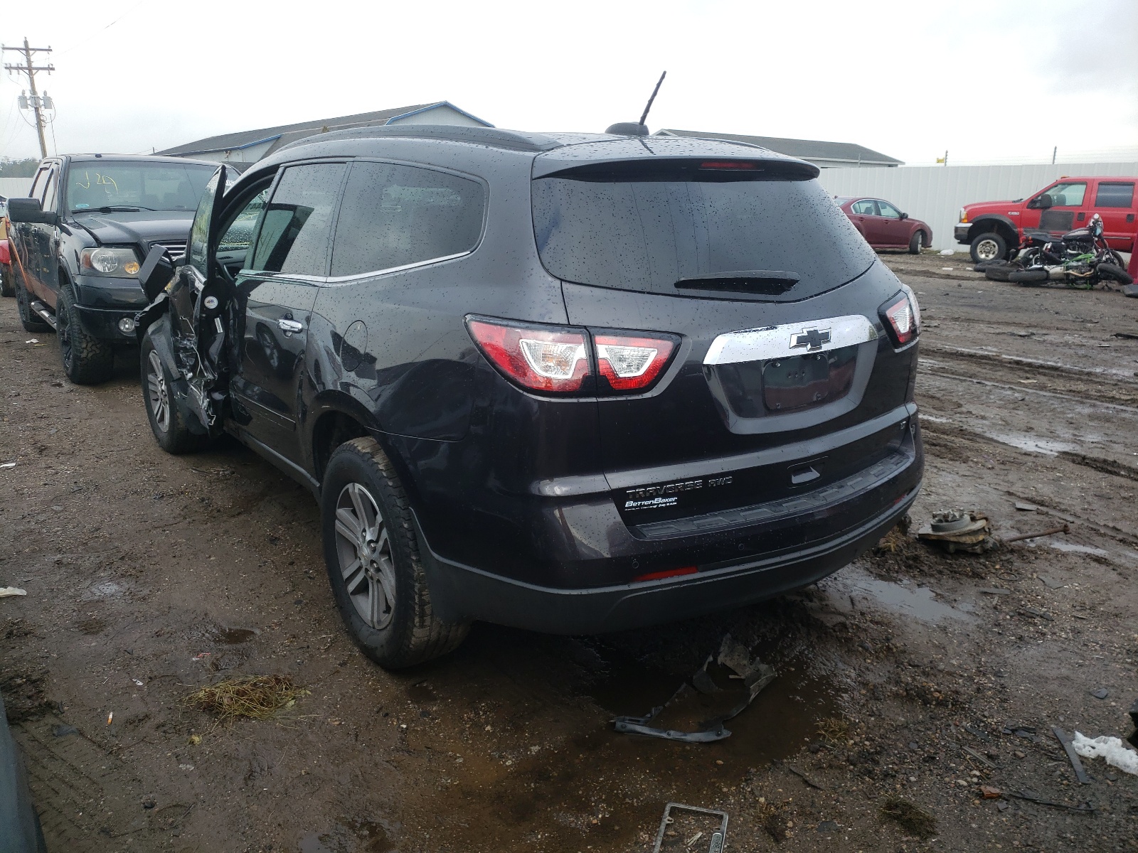 Photo 3 from auction – 2017 CHEVROLET TRAVERSE with VIN 1GNKVGKD5HJ206270