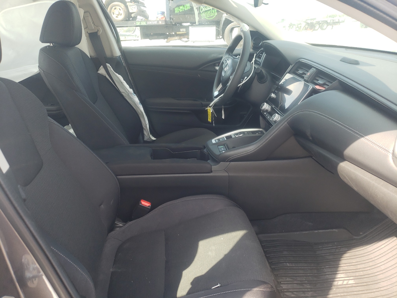 Photo 5 from auction – 2021 HONDA INSIGHT EX with VIN 19XZE4F50ME010558
