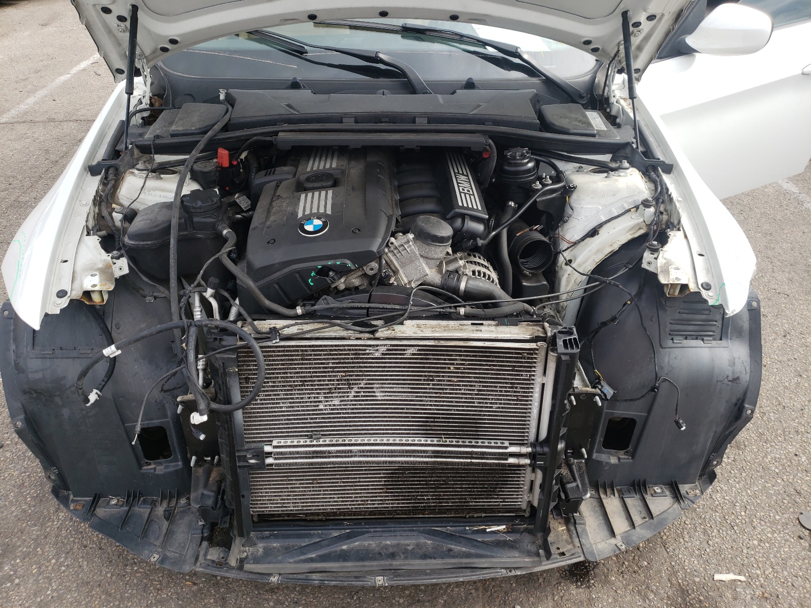 Photo 7 from auction – 2011 BMW 328 XI with VIN WBAPK7G53BNN78325