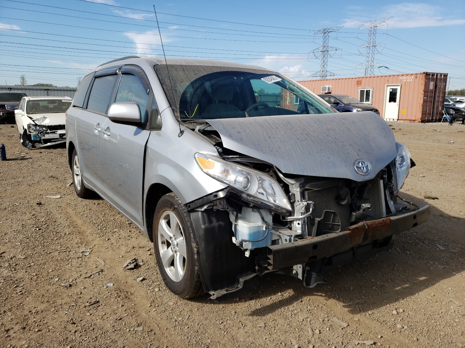 TOYOTA SIENNA LE 2014 with VIN 5TDKK3DC1ES454528 - Photo from auction
