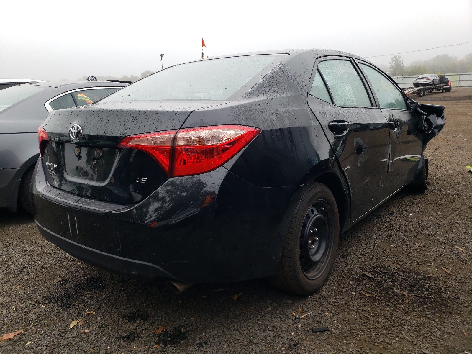 Photo 4 from auction – 2017 TOYOTA COROLLA L with VIN 2T1BURHE0HC958266