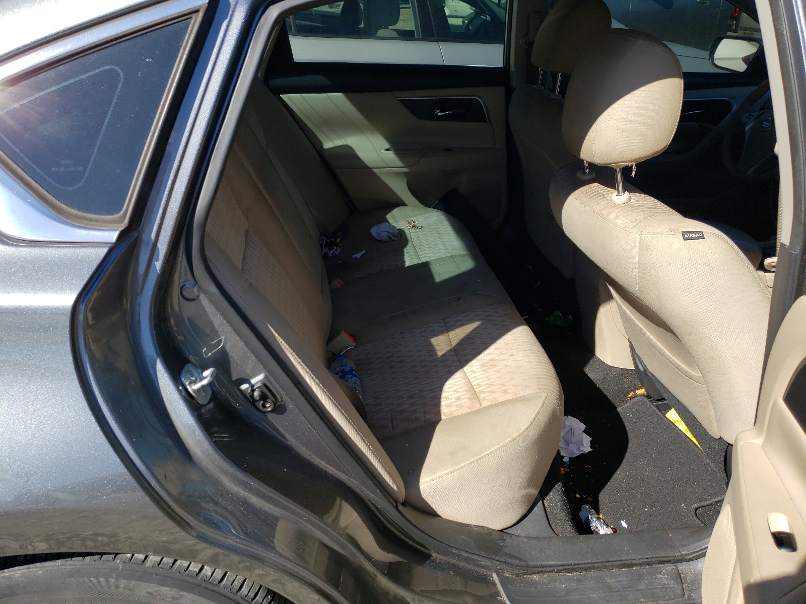 Photo 6 from auction – 2016 NISSAN ALTIMA 2.5 with VIN 1N4AL3AP8GC163101