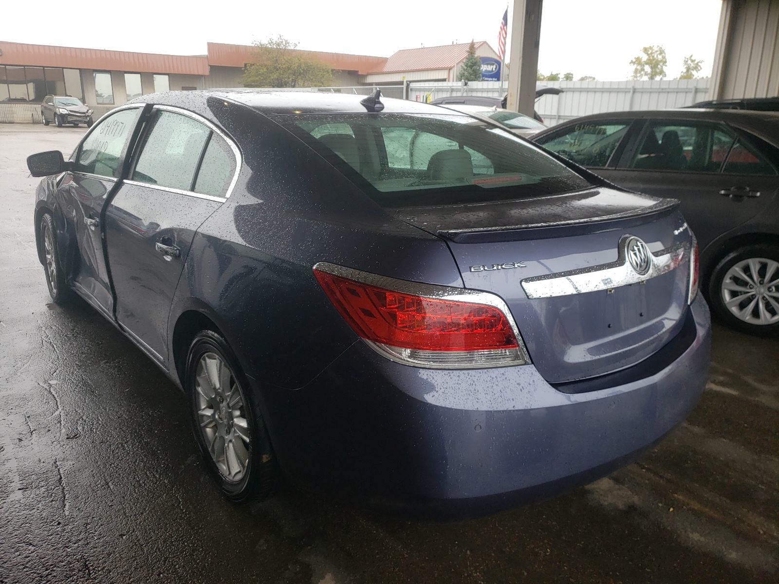 Photo 3 from auction – 2013 BUICK LACROSSE with VIN 1G4GC5ER1DF164365