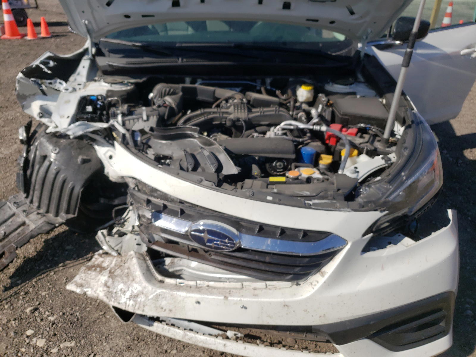 Photo 7 from auction – 2020 SUBARU LEGACY with VIN 4S3BWAB62L3034409