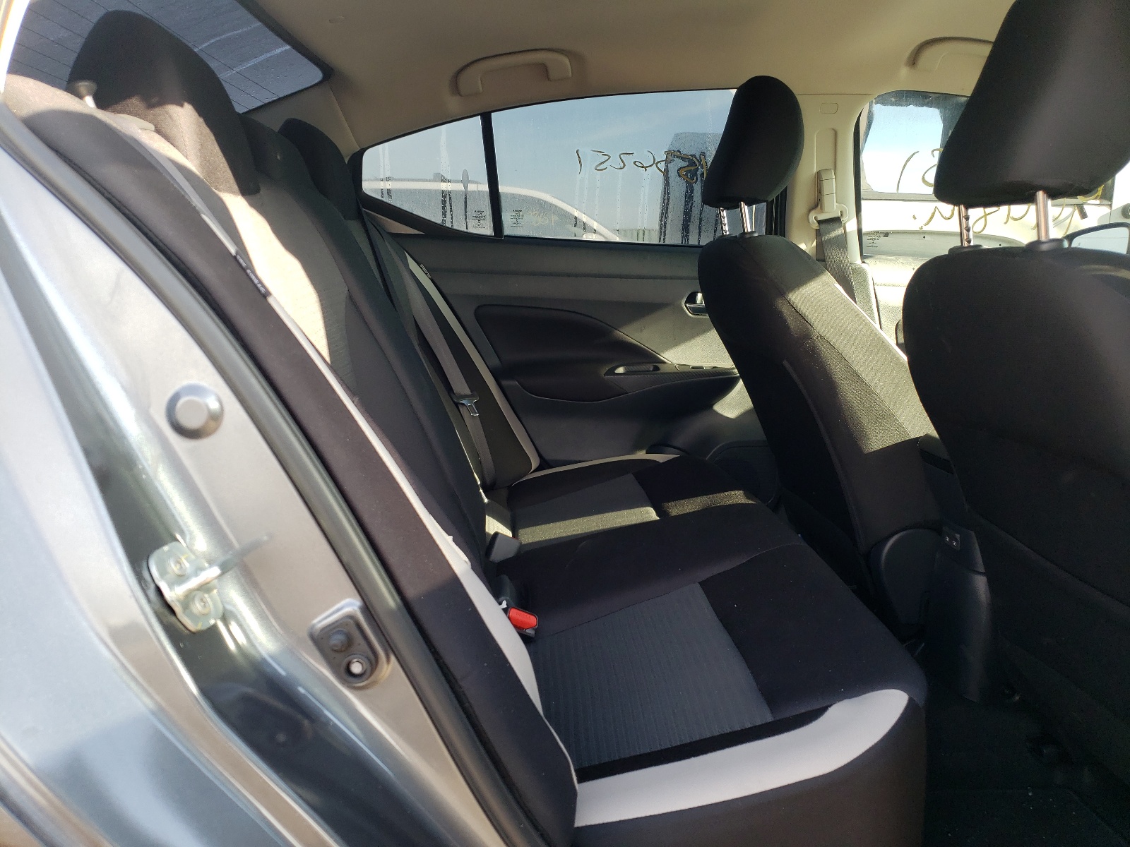 Photo 6 from auction – 2021 NISSAN VERSA SV with VIN 3N1CN8EV0ML837585