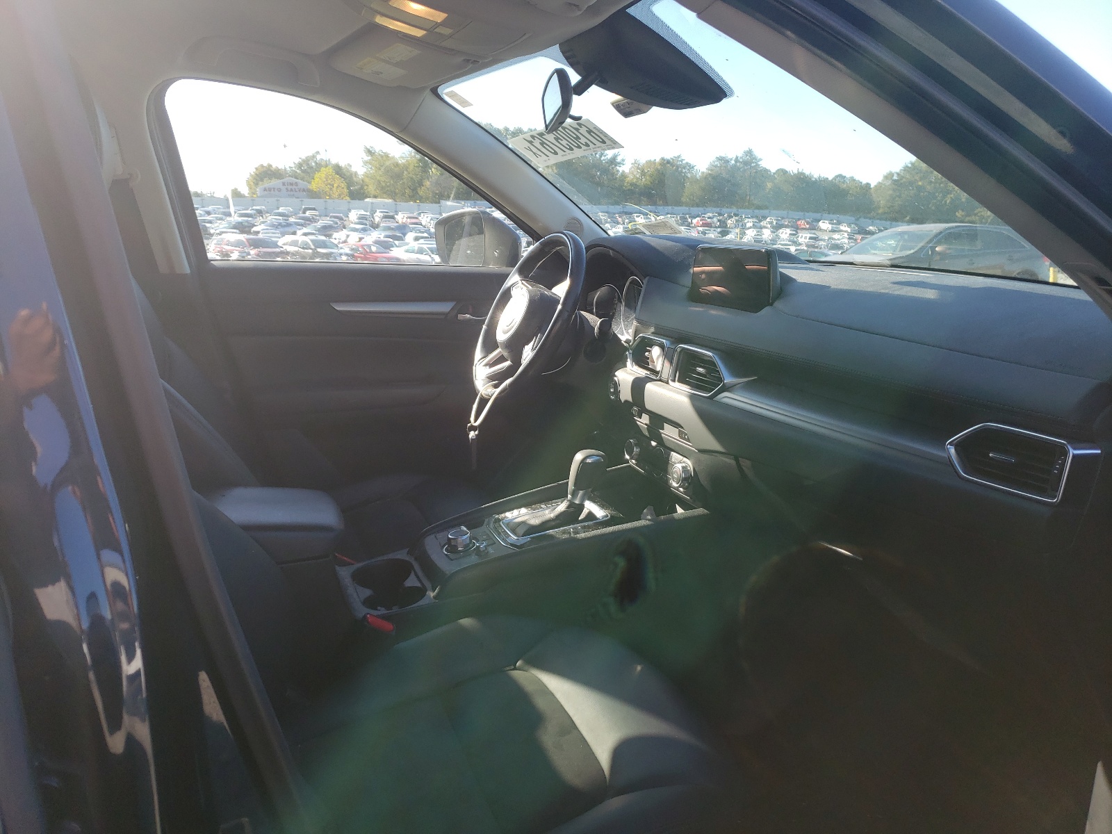 Photo 5 from auction – 2017 MAZDA CX-5 TOURI with VIN JM3KFBCL4H0117527