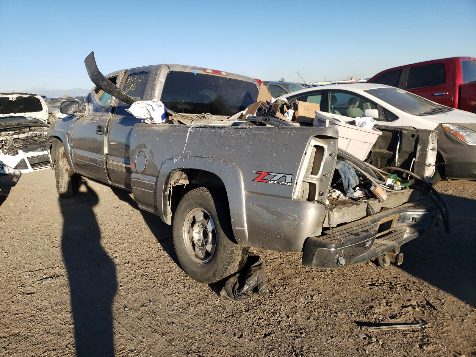 Photo 3 from auction – 2002 CHEVROLET SILVERADO with VIN 2GCEK19T121212335