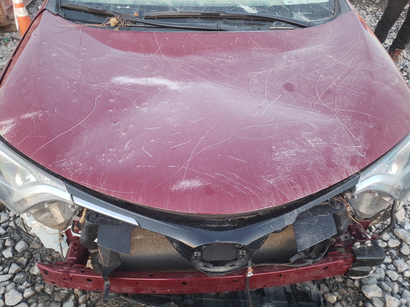 Photo 7 from auction – 2018 TOYOTA RAV4 LE with VIN 2T3ZFREV3JW489070