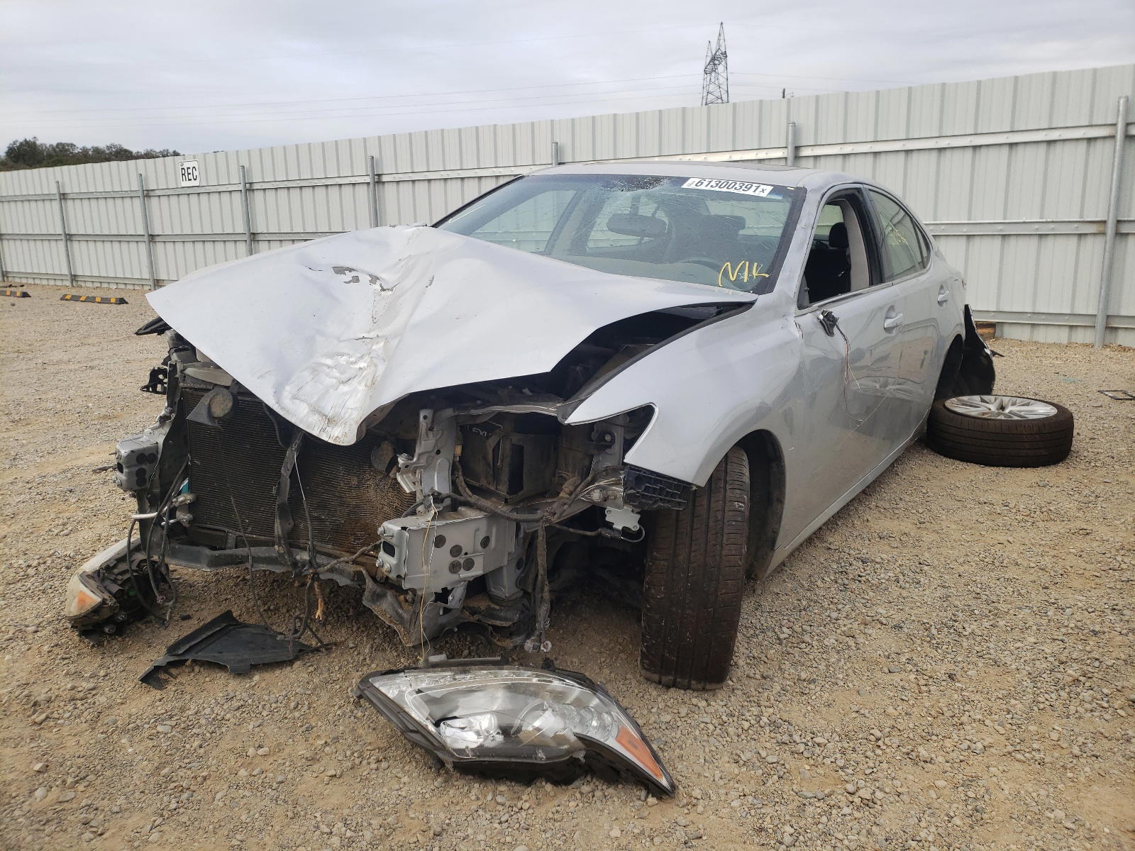 Photo 2 from auction – 2015 LEXUS ES 350 with VIN JTHBK1GG5F2160821