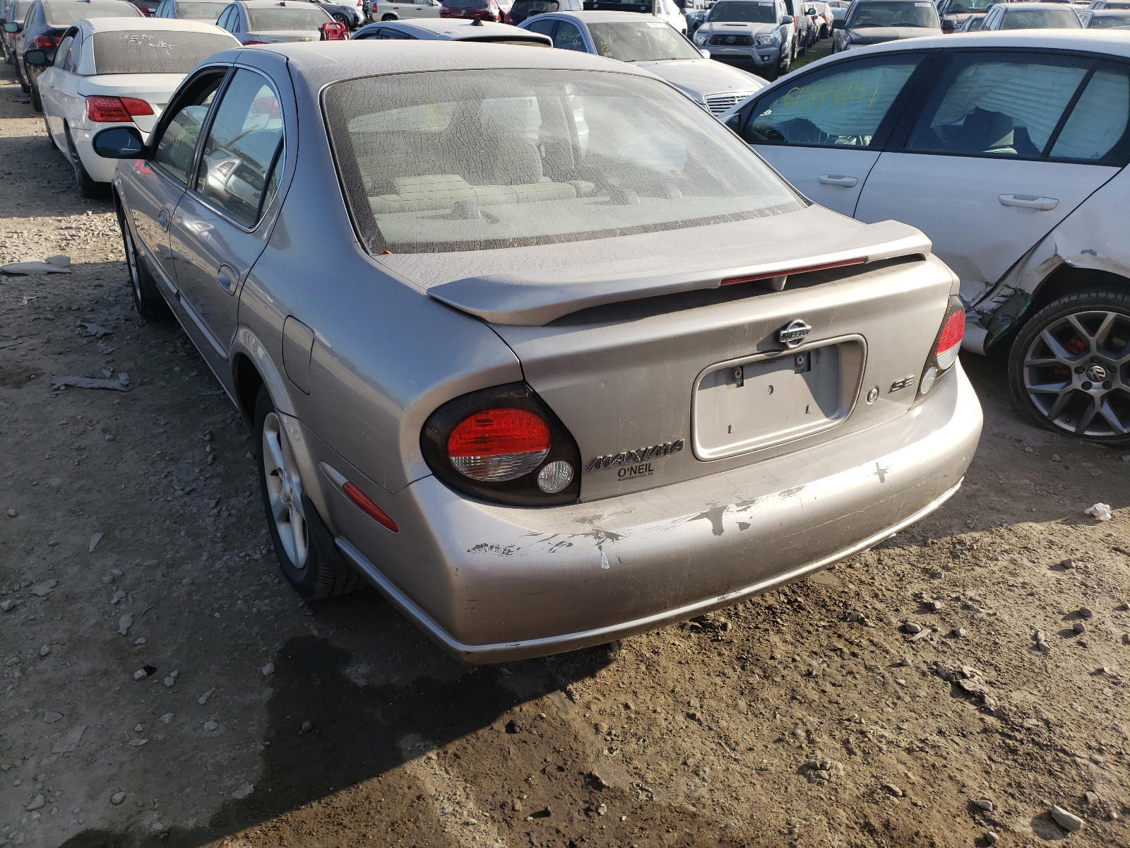 Photo 3 from auction – 2000 NISSAN MAXIMA GLE with VIN JN1CA31D7YT764339