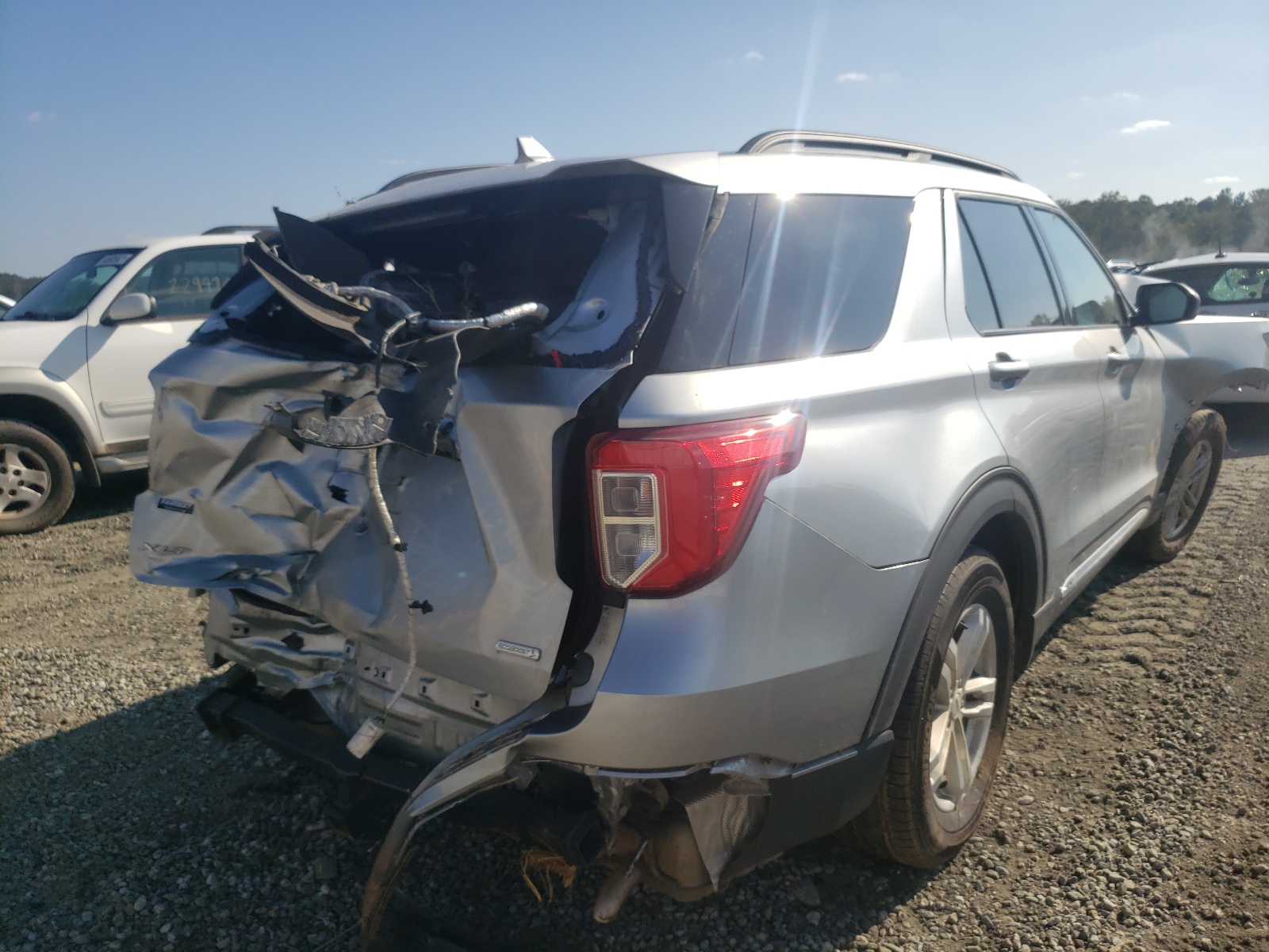 Photo 4 from auction – 2020 FORD EXPLORER X with VIN 1FMSK7DH1LGB46068