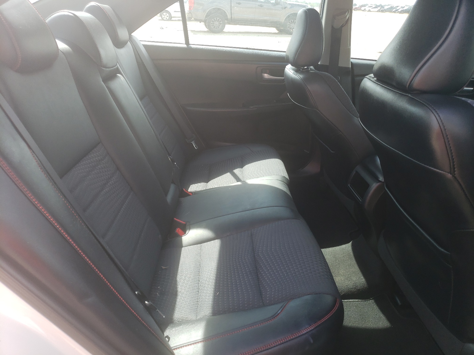Photo 6 from auction – 2015 TOYOTA CAMRY LE with VIN 4T1BF1FK1FU055897