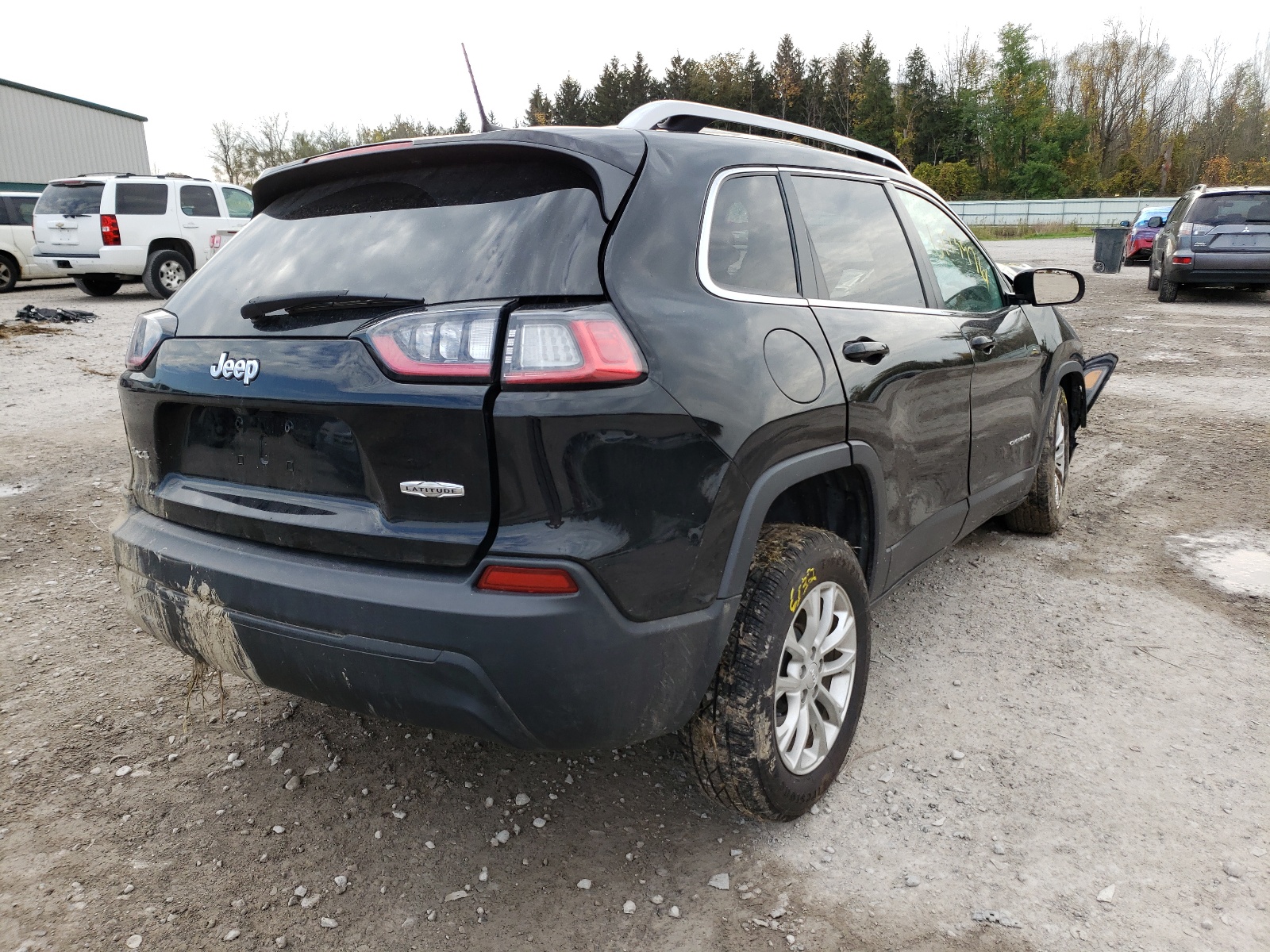 Photo 4 from auction – 2019 JEEP CHEROKEE L with VIN 1C4PJMCB0KD104791