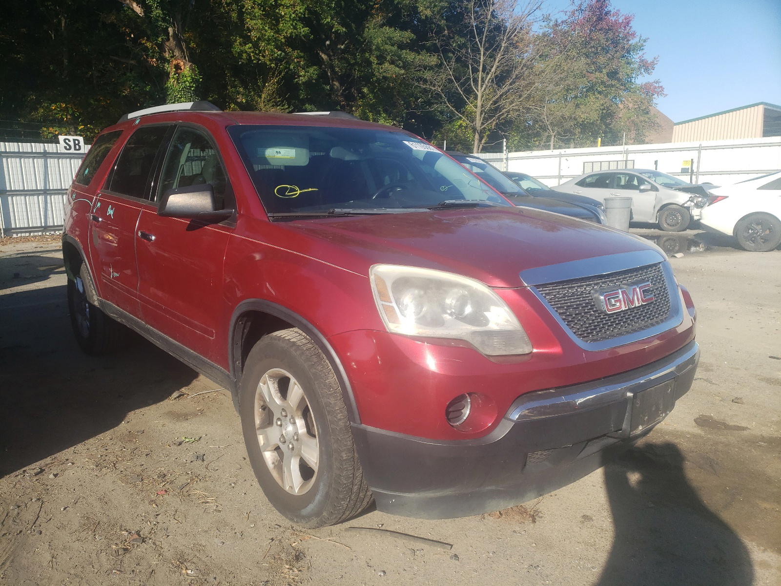 GMC ACADIA SLE 2011 with VIN 1GKKRNED1BJ290788 - Photo from auction