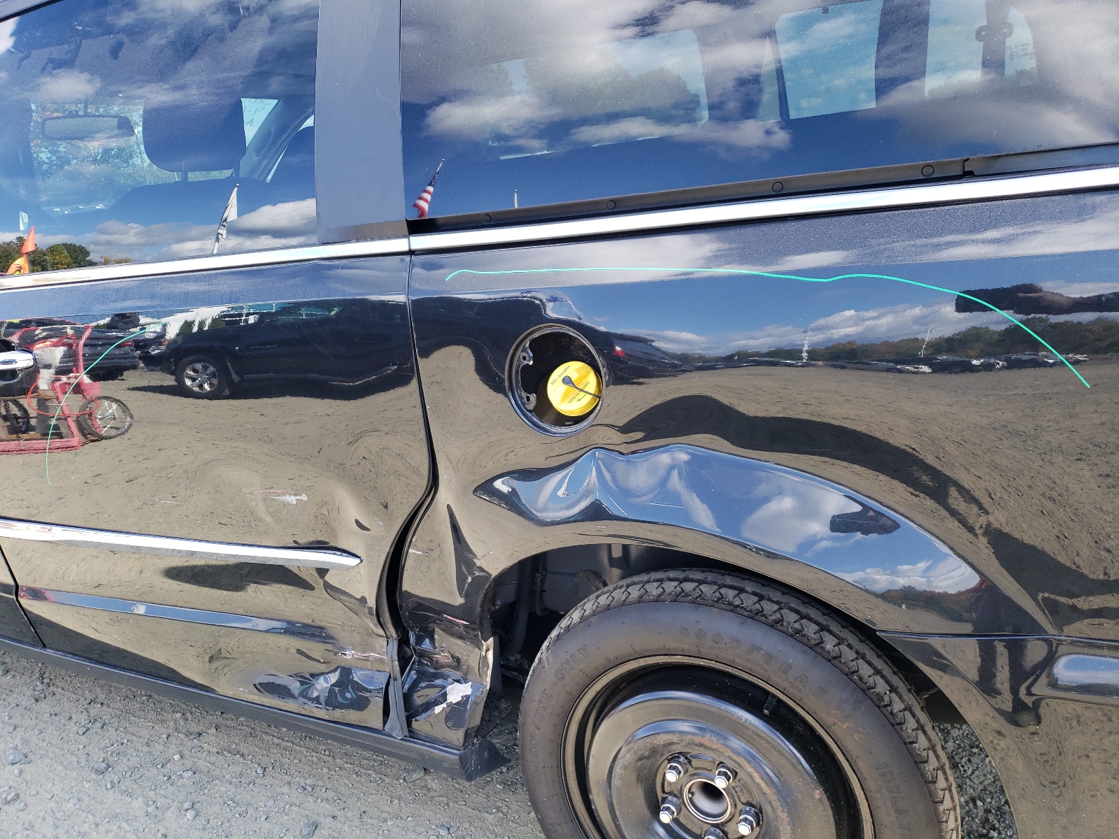 Photo 9 from auction – 2016 CHRYSLER TOWN & COU with VIN 2C4RC1BG7GR256781
