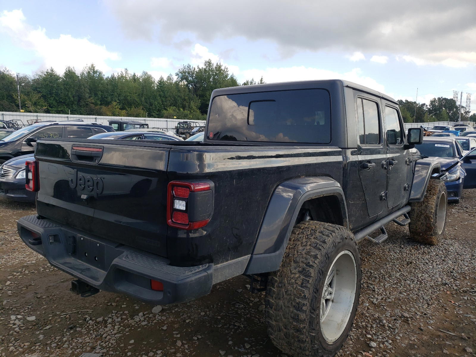 Photo 4 from auction – 2021 JEEP GLADIATOR with VIN 1C6HJTAG6ML502391