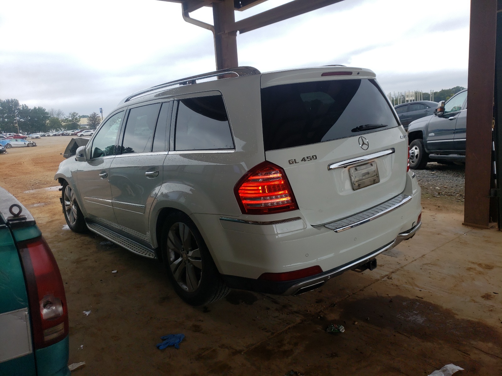 Photo 3 from auction – 2011 MERCEDES-BENZ GL 450 4MA with VIN 4JGBF7BE7BA680903