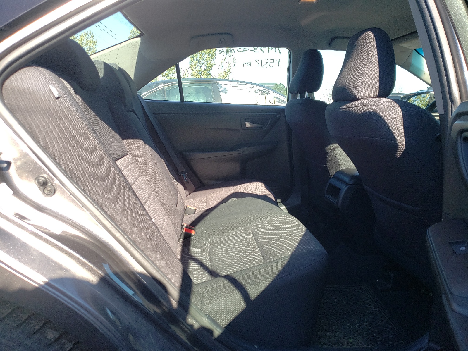 Photo 6 from auction – 2016 TOYOTA CAMRY LE with VIN 4T1BF1FK8GU230552