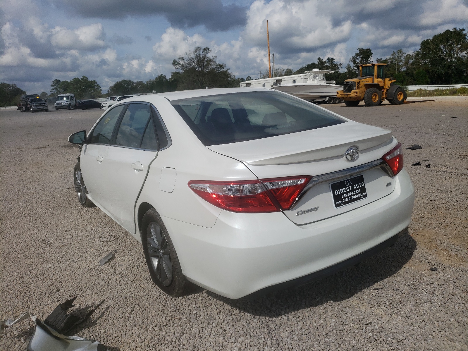 Photo 3 from auction – 2015 TOYOTA CAMRY LE with VIN 4T1BF1FK1FU055897