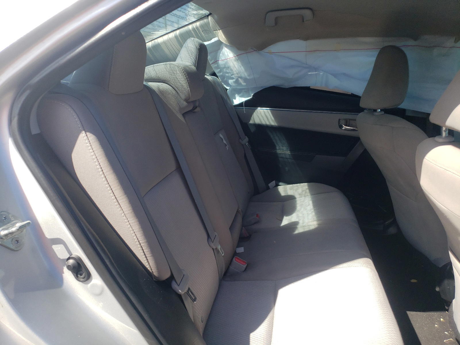 Photo 6 from auction – 2016 TOYOTA COROLLA L with VIN 5YFBURHE0GP380409