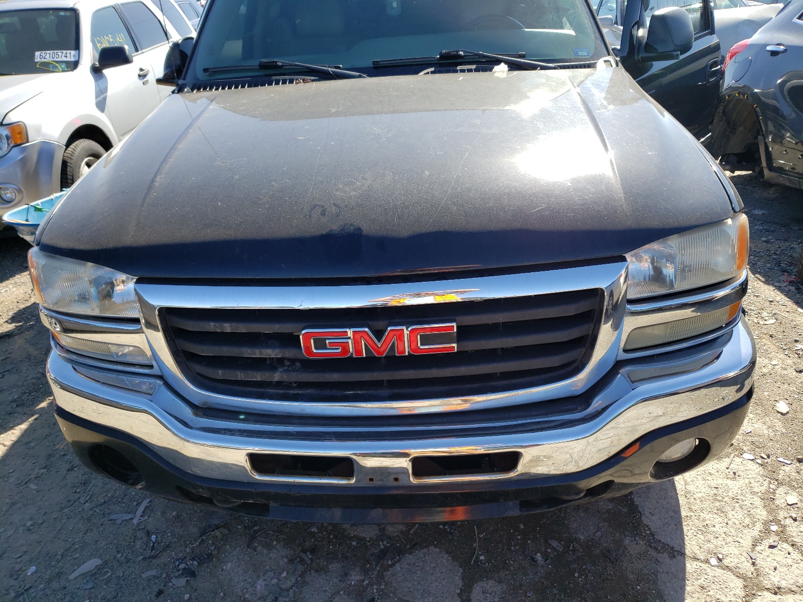 Photo 7 from auction – 2006 GMC NEW SIERRA with VIN 2GTEK13T061173512