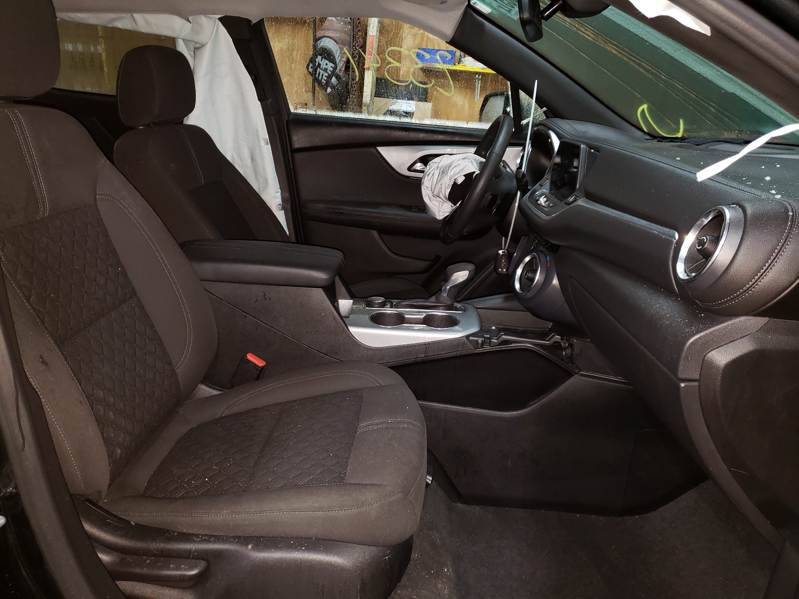 Photo 5 from auction – 2021 CHEVROLET BLAZER 2LT with VIN 3GNKBHRS3MS512783