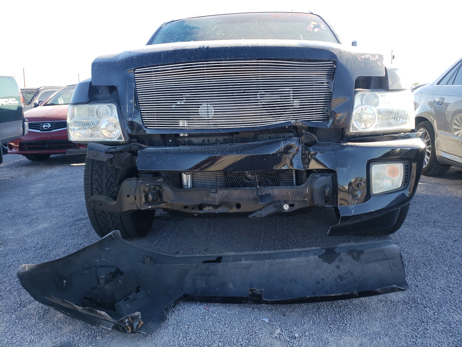 Photo 9 from auction – 2006 INFINITI QX56 with VIN 5N3AA08A26N803972