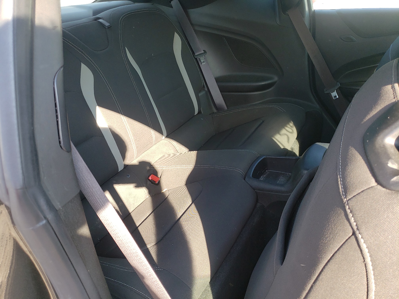 Photo 6 from auction – 2017 CHEVROLET CAMARO LT with VIN 1G1FB1RS8H0154474