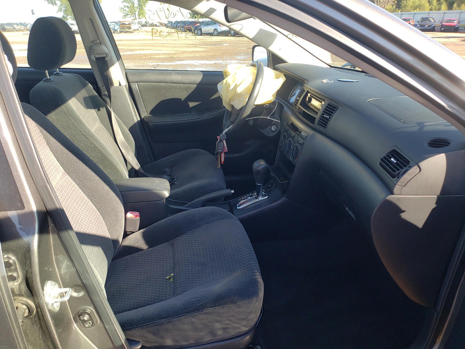Photo 5 from auction – 2007 TOYOTA COROLLA CE with VIN 2T1BR30E87C714390