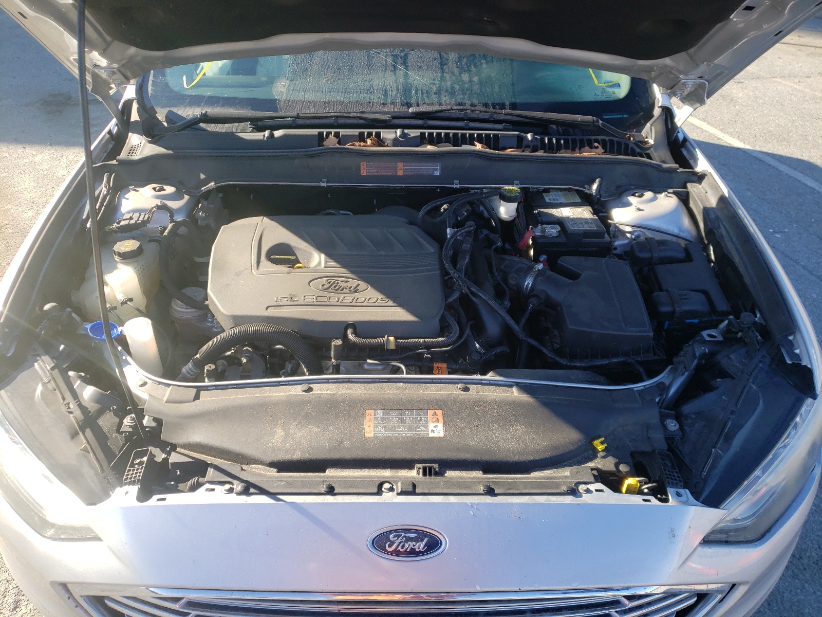 Photo 7 from auction – 2018 FORD FUSION SE with VIN 3FA6P0HD4JR228815